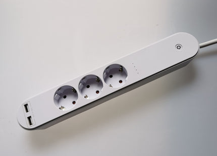essentials Smart Home 3-Fach  Steckdosenleiste USB (Art.-Nr. 120323)